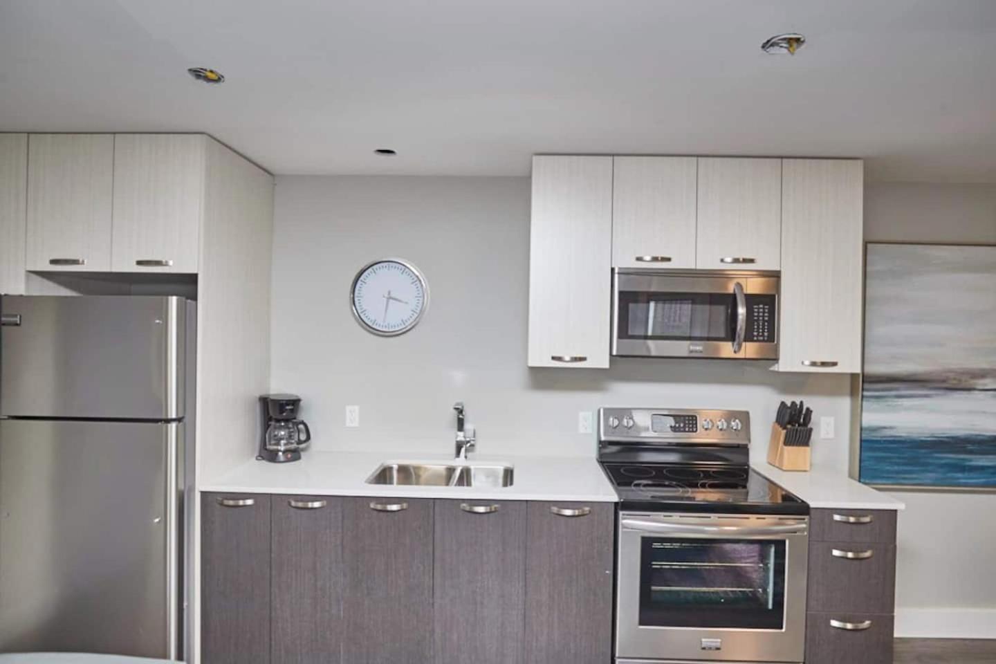 Clifton Hill Hideaway 2B -Two Bedroom Condo Niagara Falls Extérieur photo